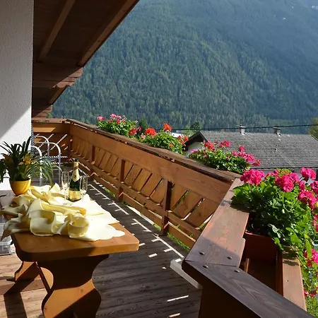 Moederndorfer, * Fulpmes