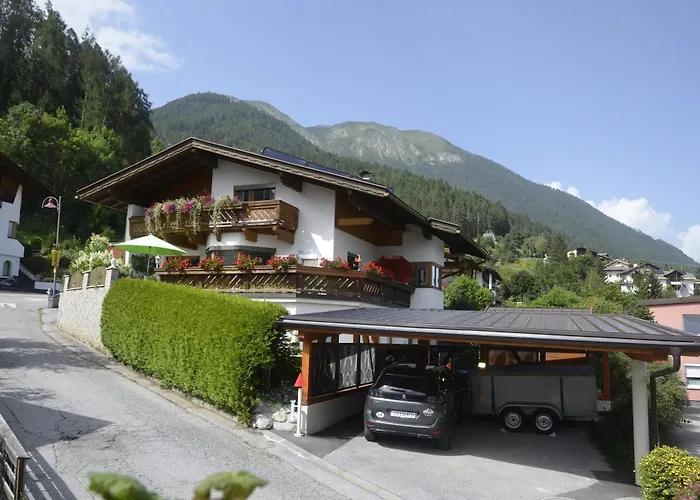 Moederndorfer, Apartament