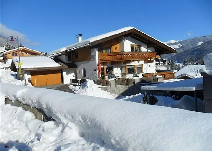 Apartament Moederndorfer, *