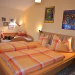 Moederndorfer, Apartament Fulpmes
