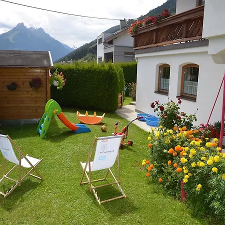 Moederndorfer, * Fulpmes