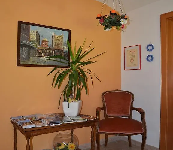 Moederndorfer, Apartamento